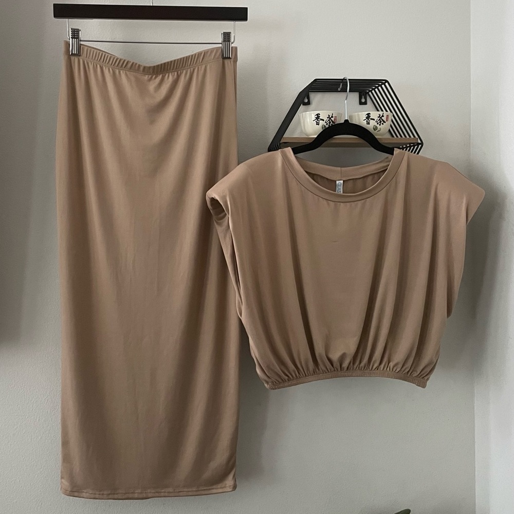 Skirt & Top Set
